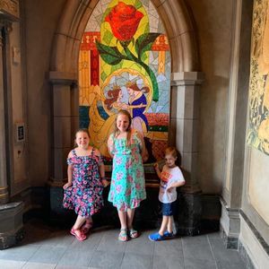 Meet your Posher, Dana